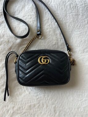 Gucci Marmont Mini Camera Bag in Black